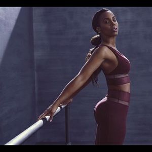 Brand new fabletics Kelly Rowland set